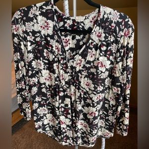 Women’s floral top
